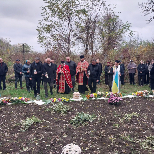 У Борщеві вшанували Листопадовий чин — початок боротьби за ЗУНР (фото)