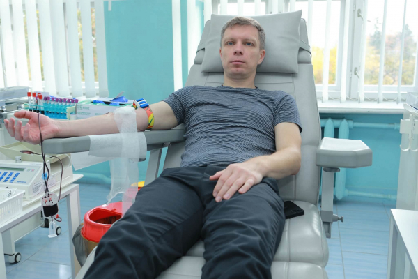 Майже 40 працівників Тернопільської обласної прокуратури стали донорами крові (фото)