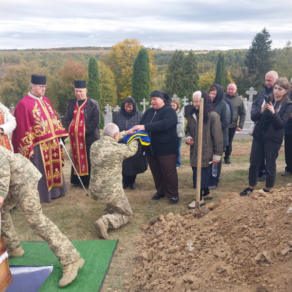На Тернопільщині попрощалися із захисником Василем Бициком (фото)