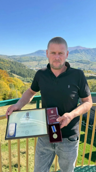 Воїна з Тернопільщини нагородили відзнакою Президента України (фото)