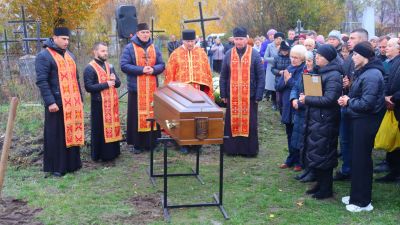 У Байковецькій громаді попрощалися з військовослужбовцем Петром Вербіцьким (ФОТО)