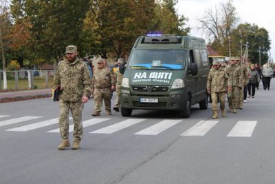 У Великих Гаях попрощалися із захисником Андрієм Смолінським (фото)