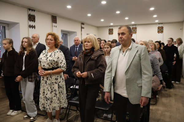 У Тернополі вшанували 140-річчя письменниці Іванни Блажкевич: на читання прийшла її правнучка (фото)