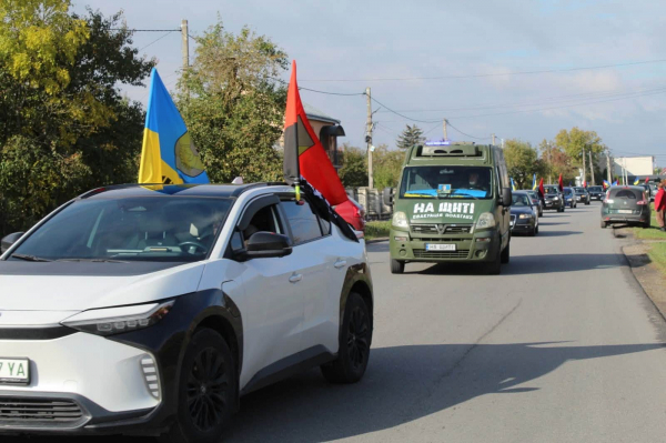 У Великих Гаях попрощалися із захисником Андрієм Смолінським (фото)