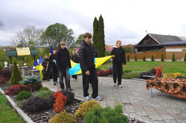 На Тернопільщині попрощалися із захисником Василем Федотовим (фото)