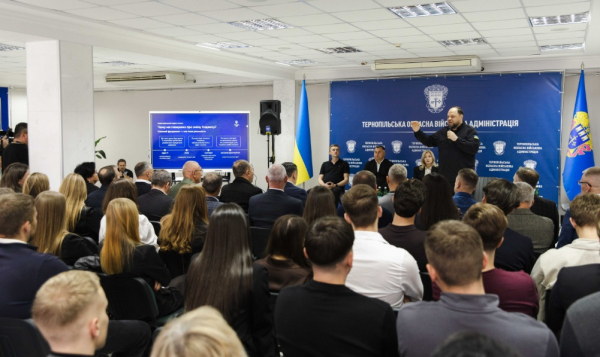 «Парламентський діалог» відбувся у ЗУНУ за участі Голови Верховної Ради України (ФОТО)