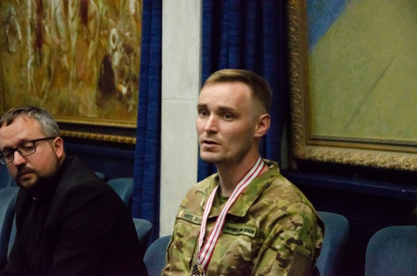 Випускника Кременецького коледжу, воїна ЗСУ, відзначеного орденом Святого Пантелеймона (фото)